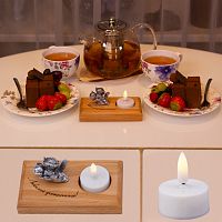 Подсвечник с мерцающей  LED- свечой(кошка с глобусом) — "Любимой учительнице!"