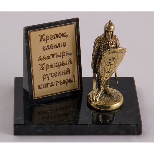 Фигурка на камне "Витязь"
