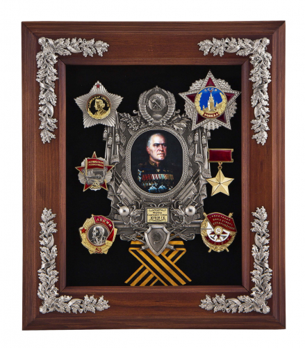 Ключница "Жуков" мал. 34х30х9 см.