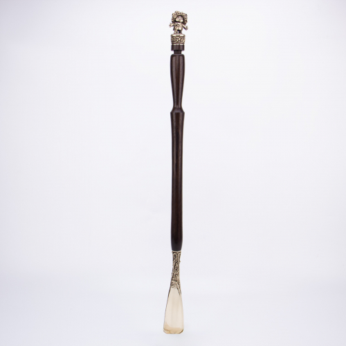 Рожок для обуви большой "Домовенок" с крючком "Дом" (варианты крючков - "Башмак", "Колесо Фортуны", "Дубовый лист", "Башмачки") НРОБ-15домовенок фото 2