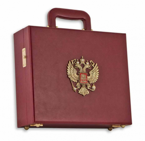 Подарочный набор "Гусарский" в кейсе,  (30х26х10 см.)-6 чарок из латуни, шильд "Россия", кейс фото 7