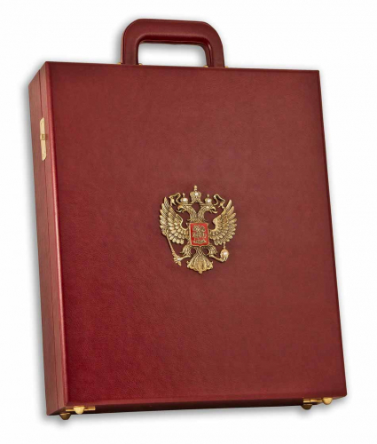 Подарочный набор "Слава Русскому Оружию" в кейсе, большой (35х41х10 см.)-6 стопок, шильд "Россия", кейс большой, нож из дамасской стали. фото 10